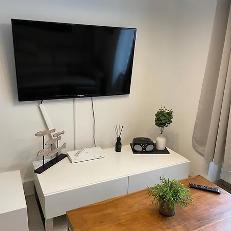 Am Walkstrom - 2 Schlafzimmer - 4 Personen - Gratis Stellplatz - Wlan - Smart-tv